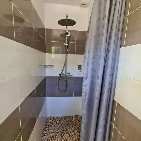 Suite Prestige Avec Piece Coquine Apartment La Ciotat